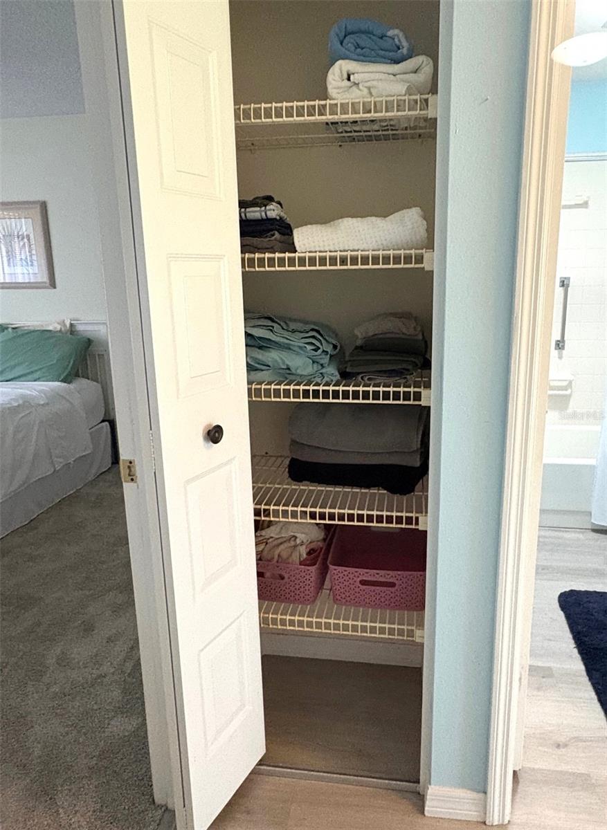 TB8439966 Property Photo