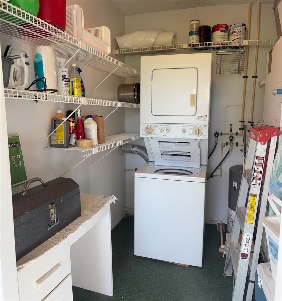 TB8439966 Property Photo