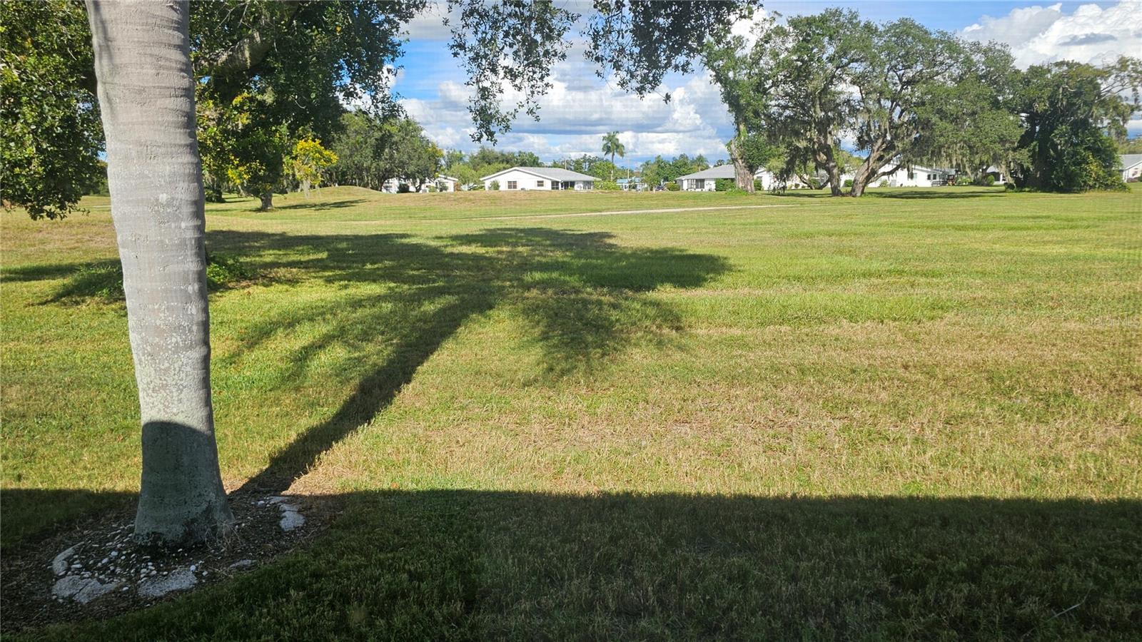 TB8439966 Property Photo