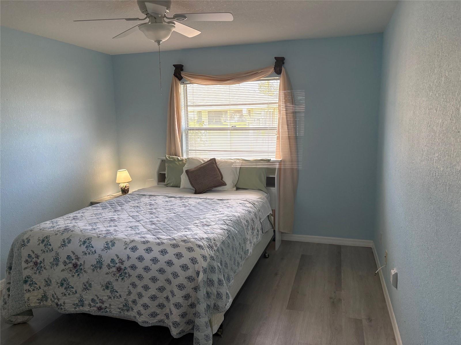 TB8439966 Property Photo