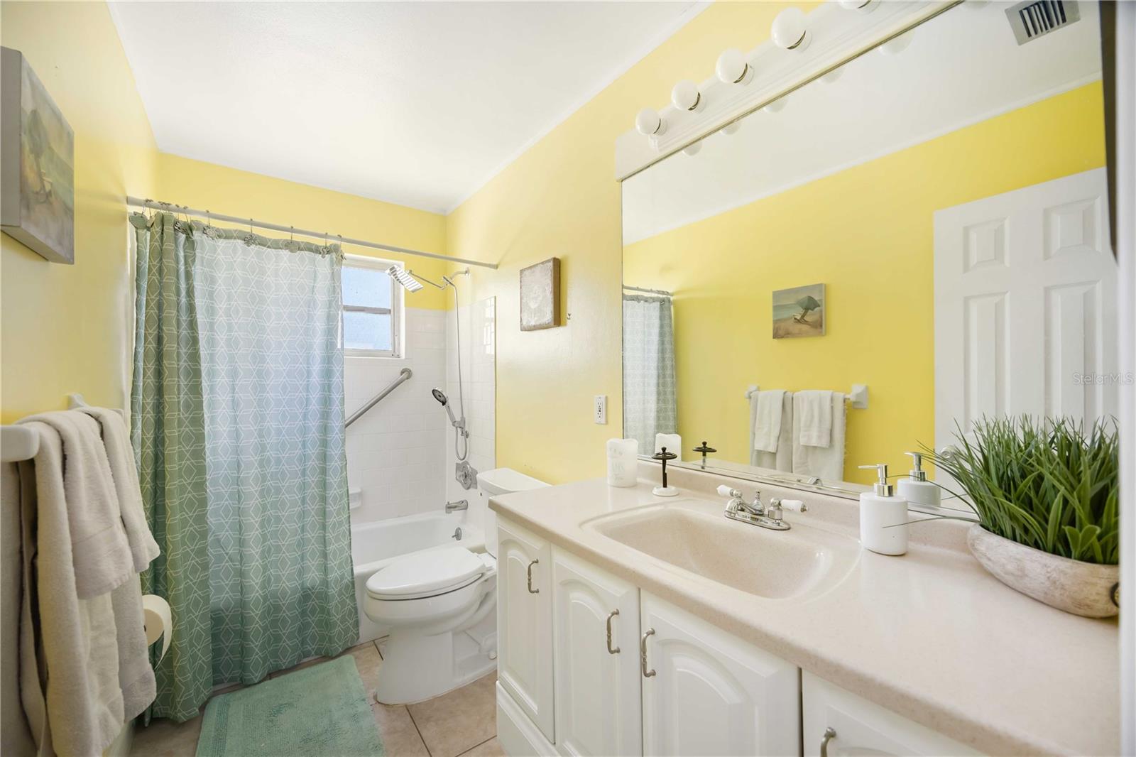 2044 CANAL DR #M37, BRADENTON, FL, 34207