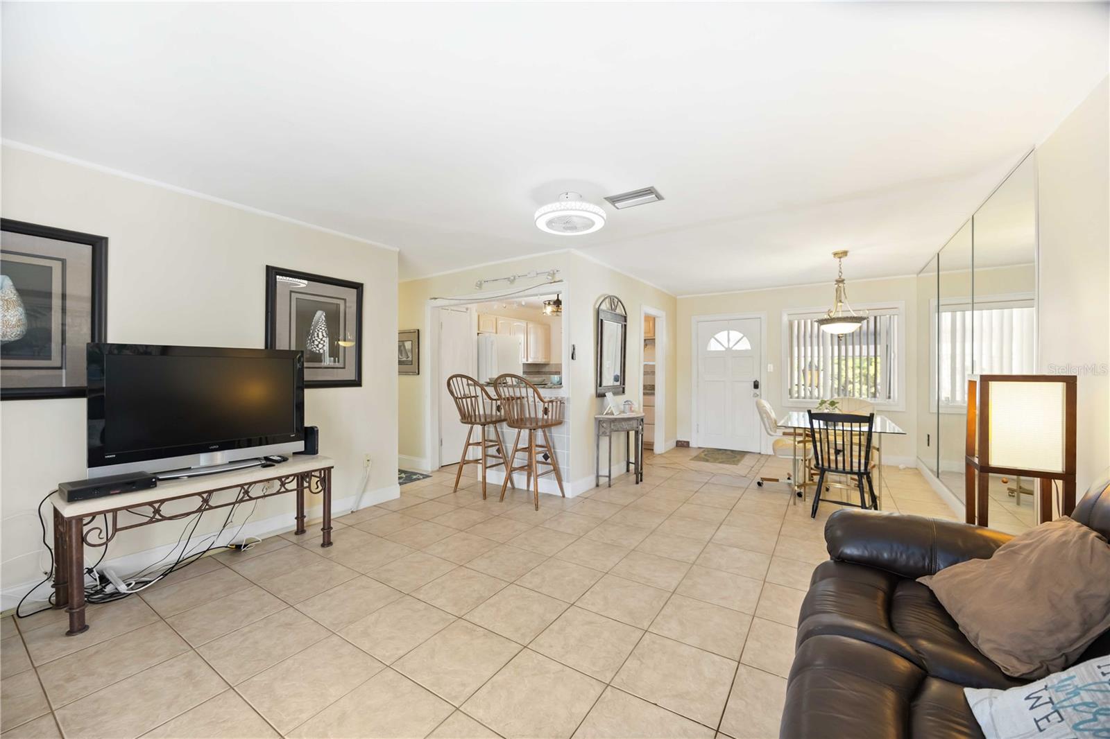 2044 CANAL DR #M37, BRADENTON, FL, 34207