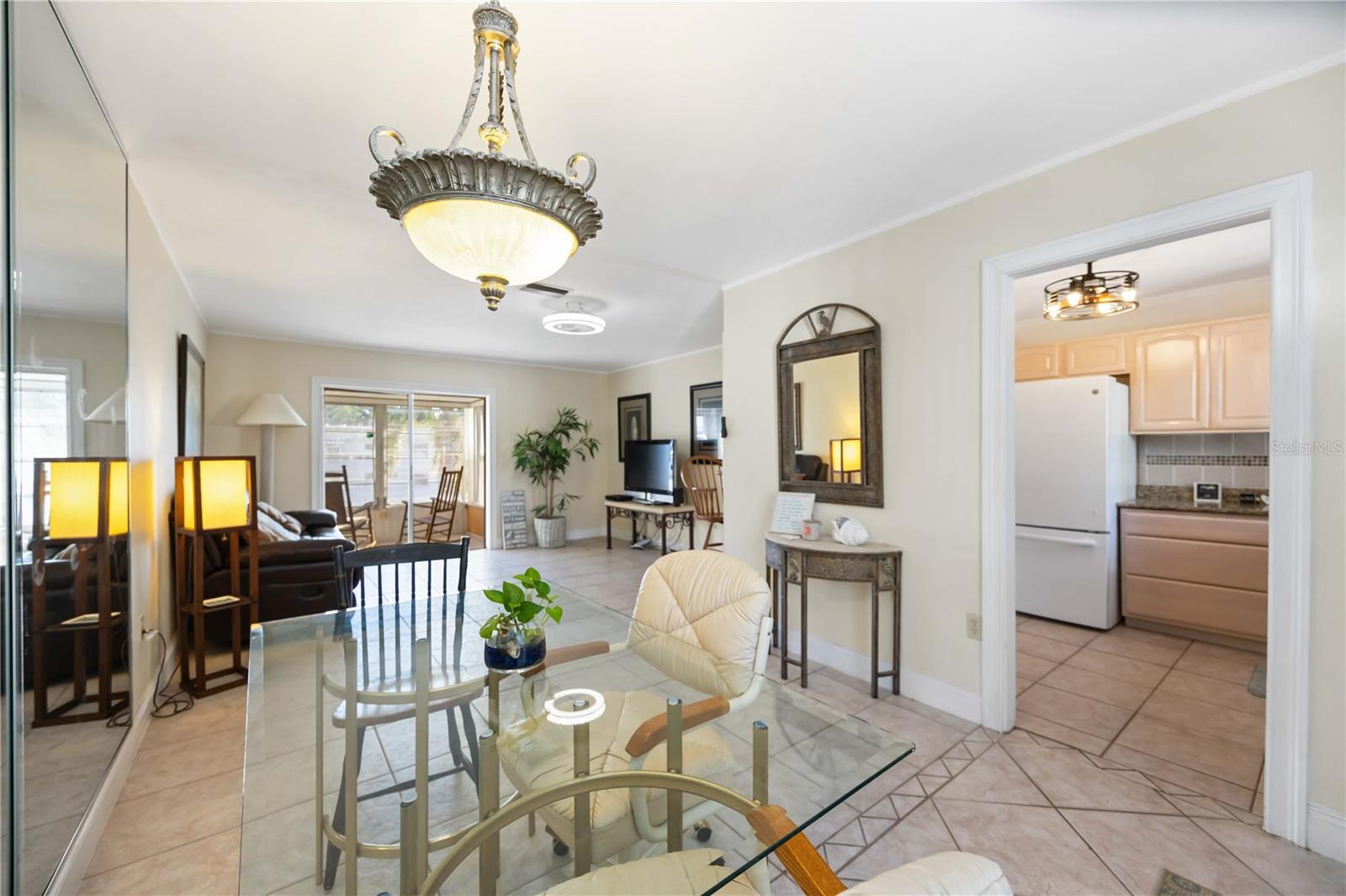 2044 CANAL DR #M37, BRADENTON, FL, 34207