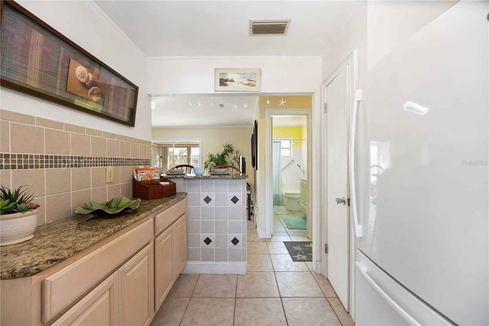 2044 CANAL DR #M37, BRADENTON, FL, 34207