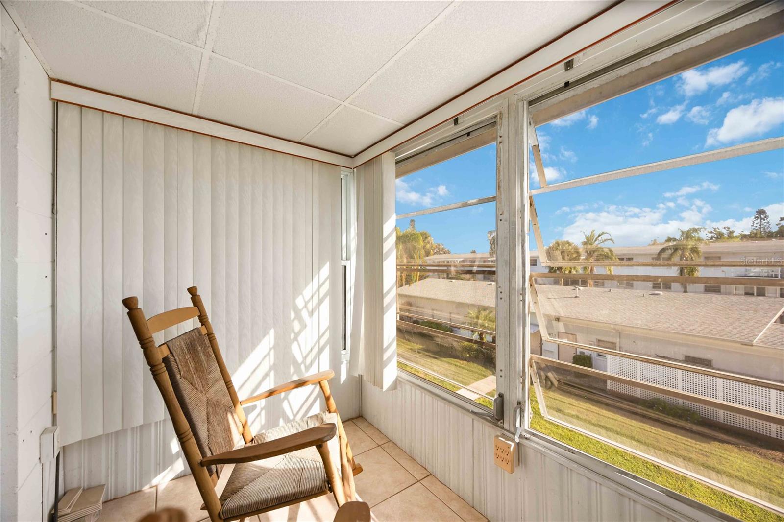 2044 CANAL DR #M37, BRADENTON, FL, 34207