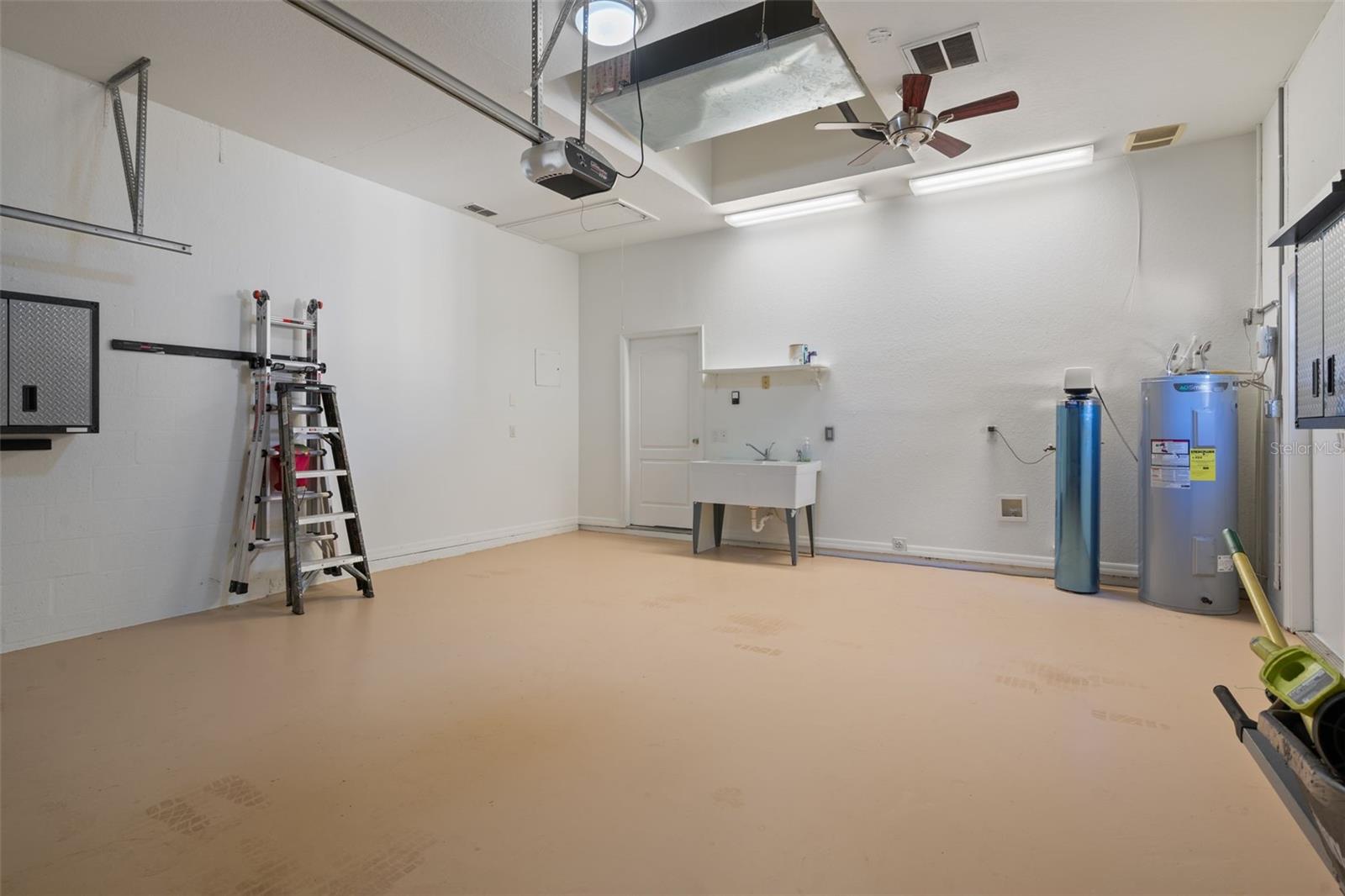 18644 AUTUMN LAKE BLVD, HUDSON, FL, 34667