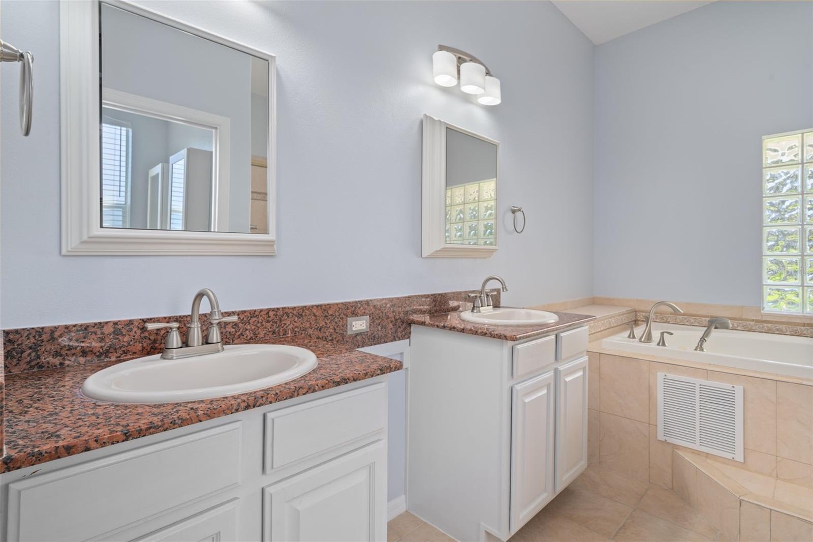 18644 AUTUMN LAKE BLVD, HUDSON, FL, 34667