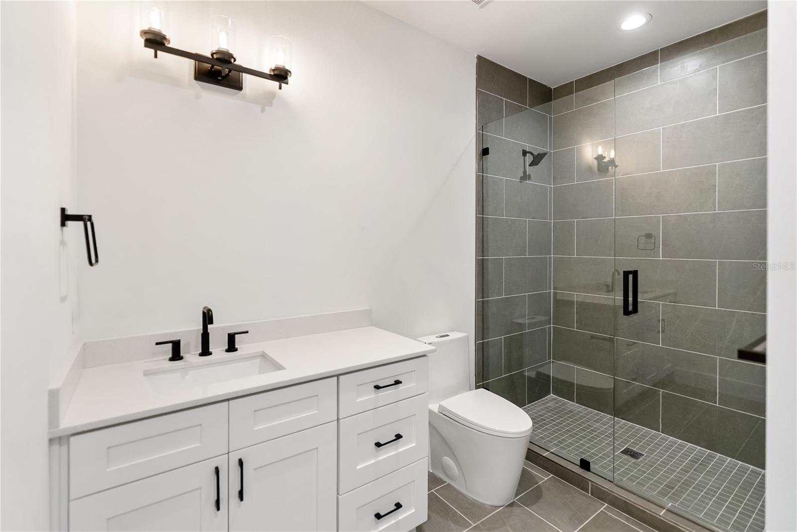 A4669195 Property Photo