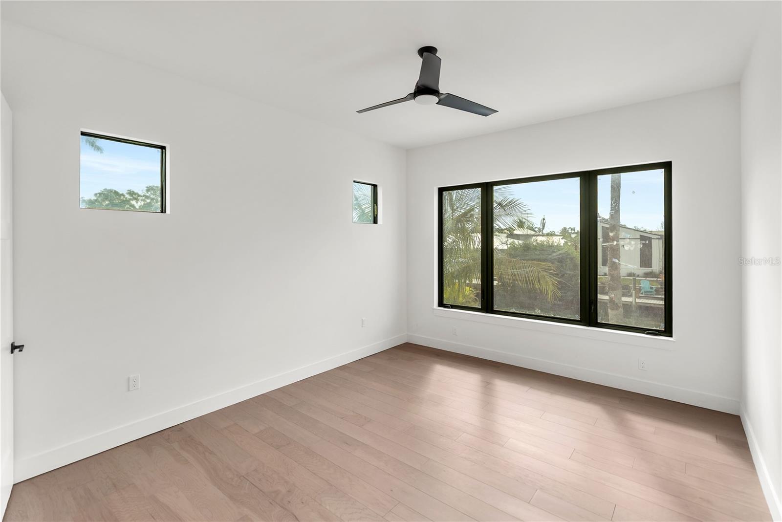 A4669195 Property Photo