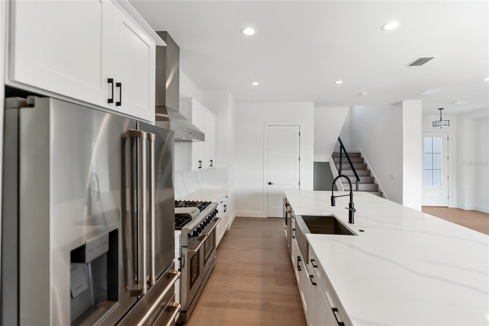 A4669195 Property Photo