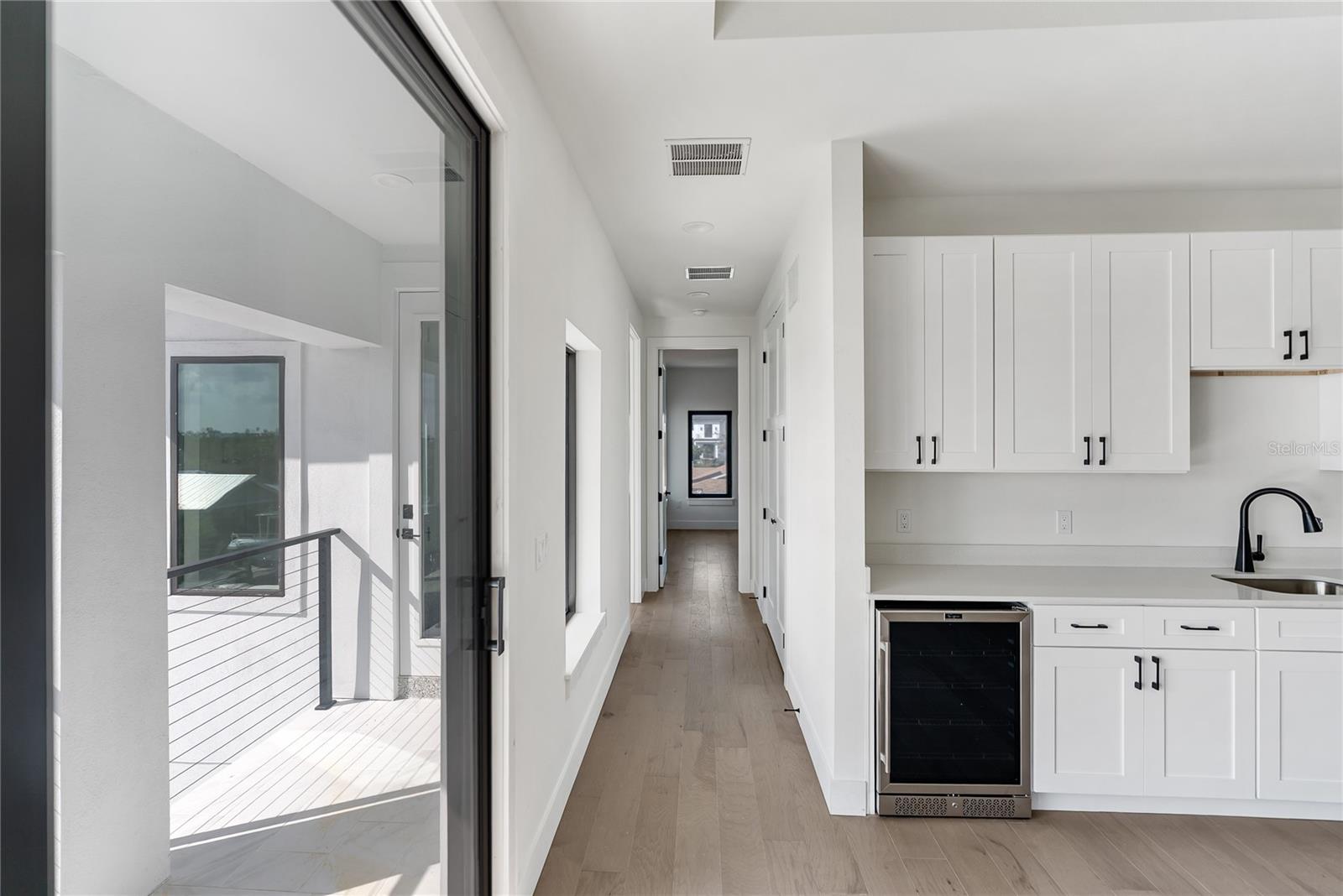 A4669195 Property Photo