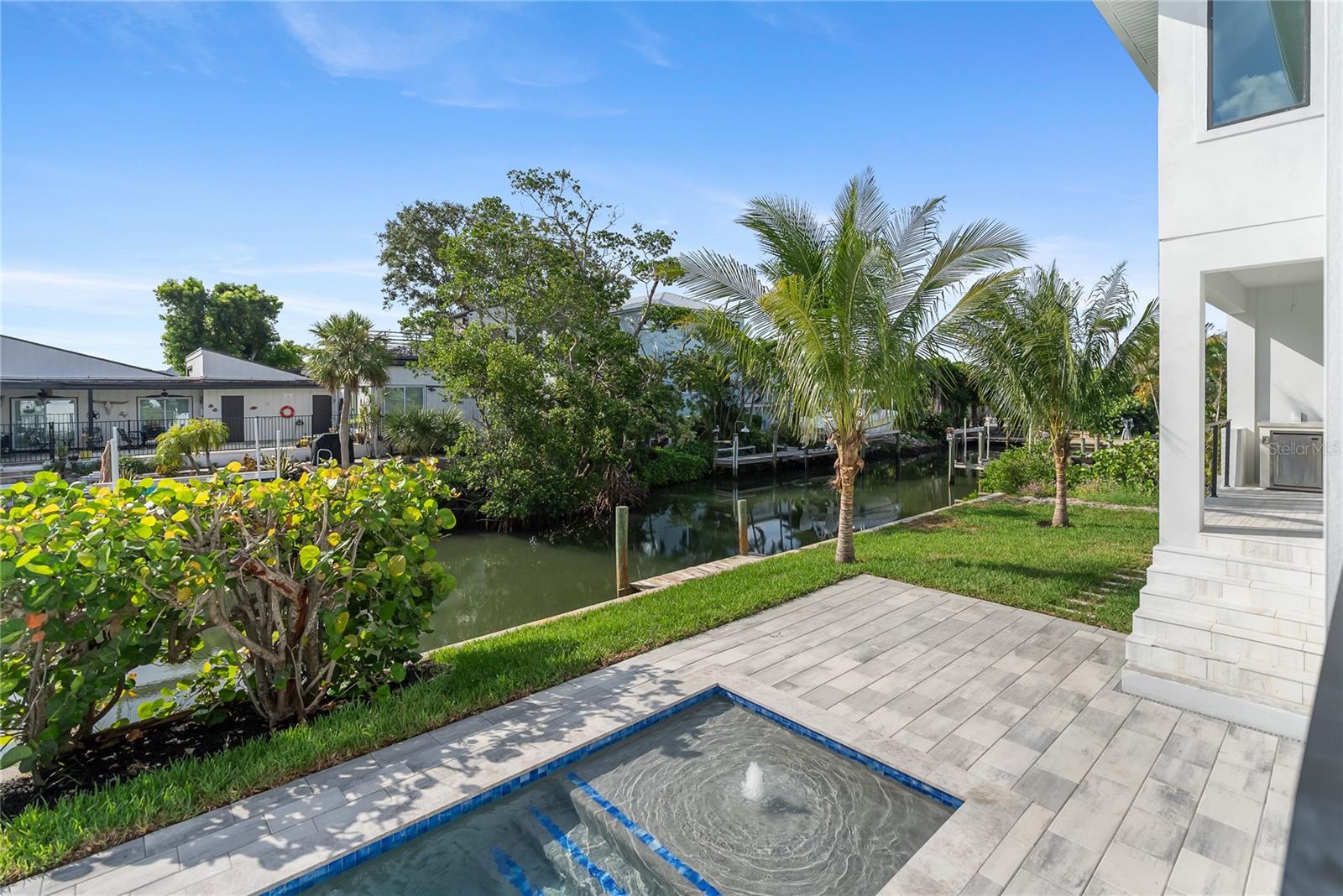 A4669195 Property Photo