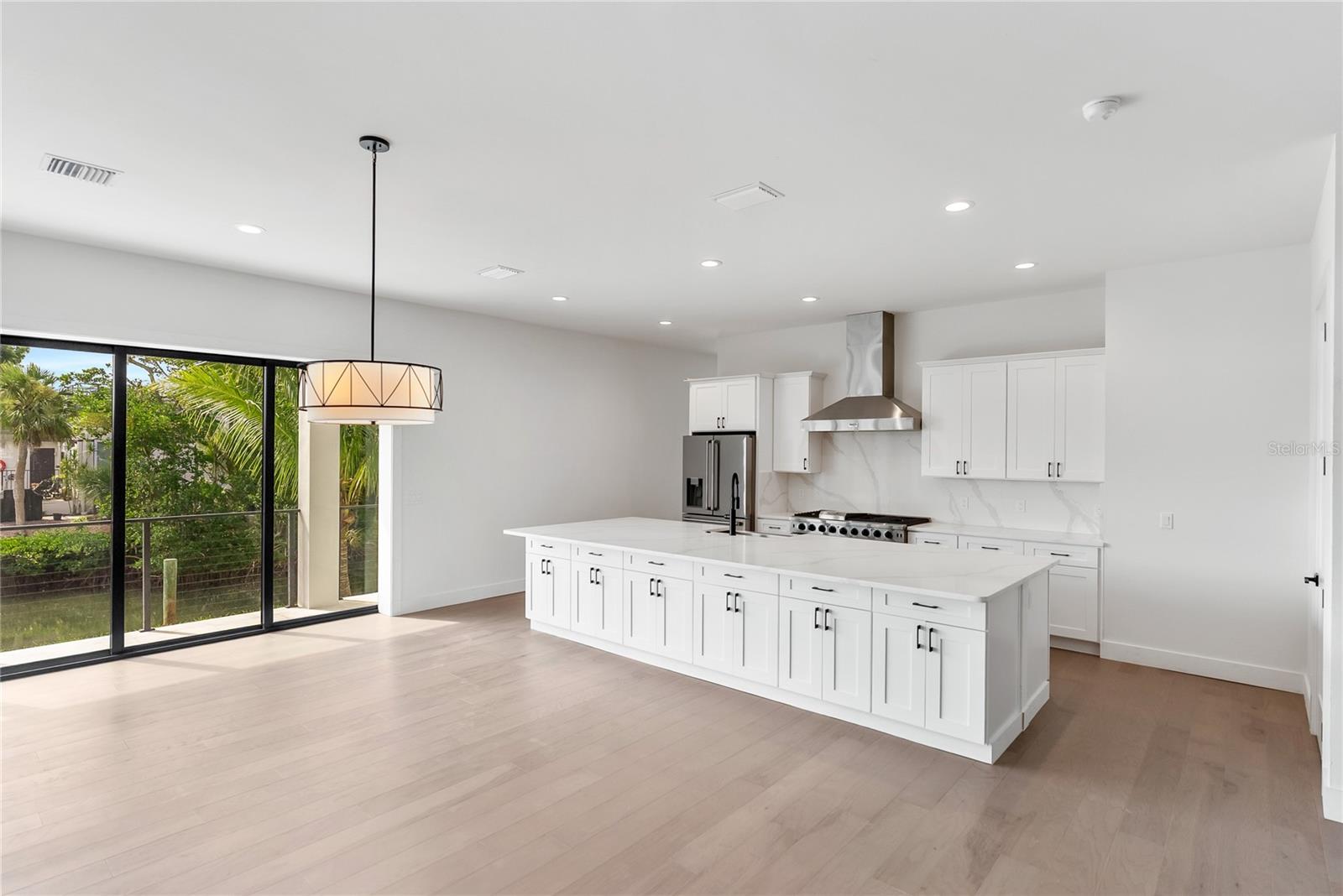 A4669195 Property Photo