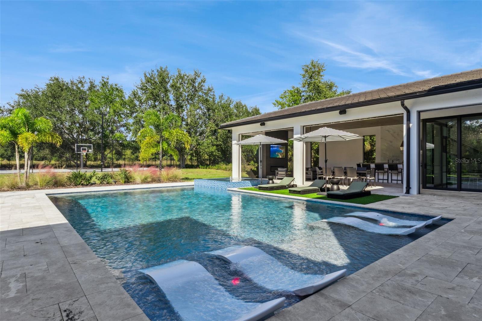 O6354264 Property Photo