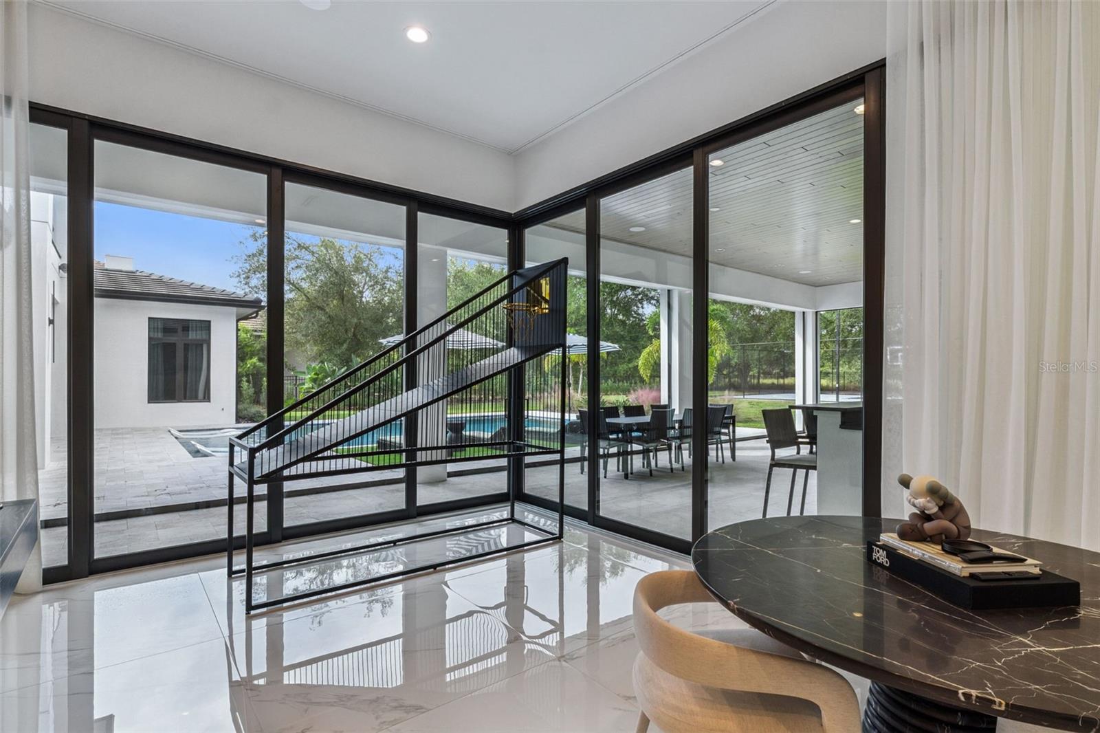 O6354264 Property Photo