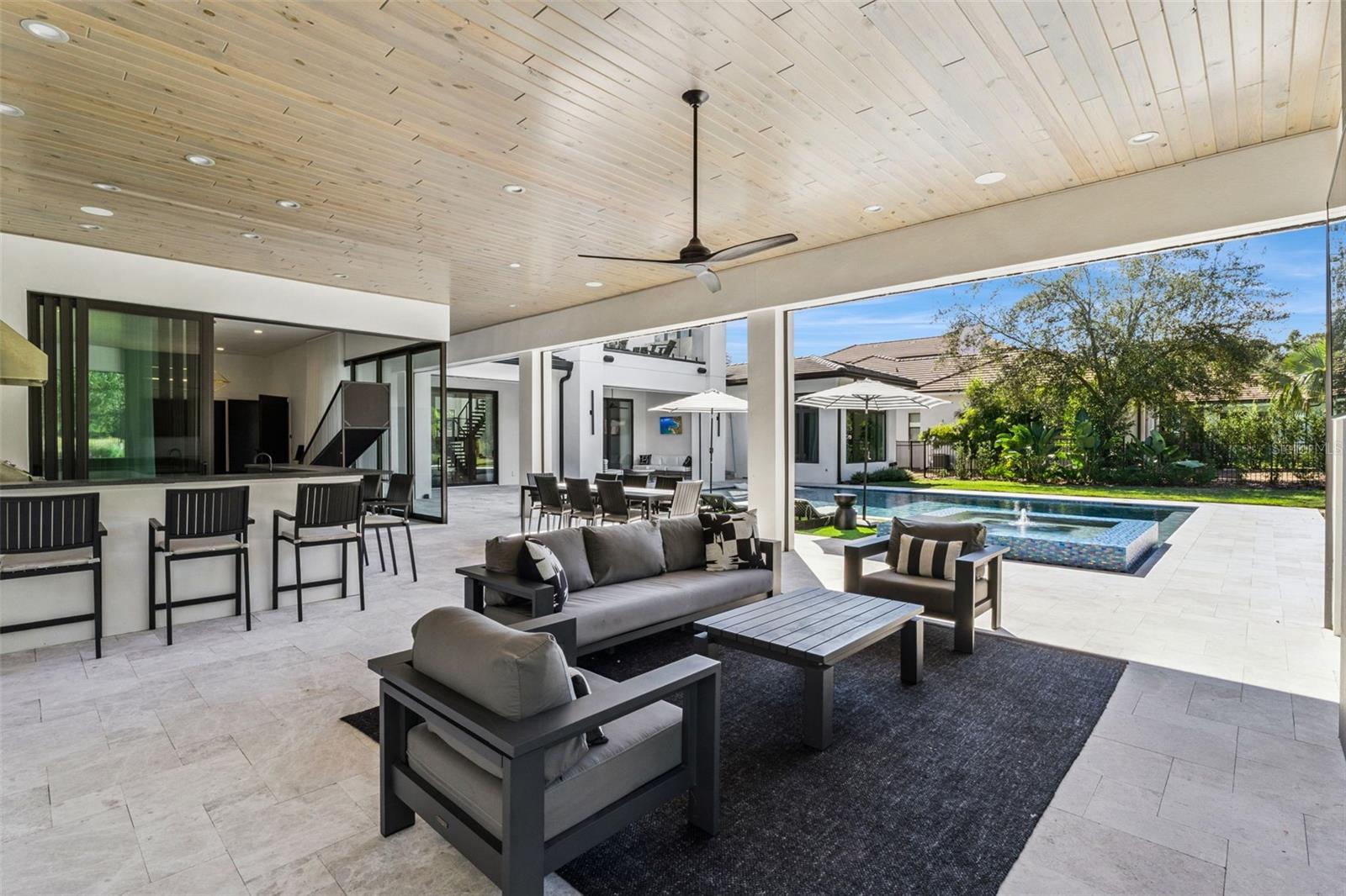 O6354264 Property Photo