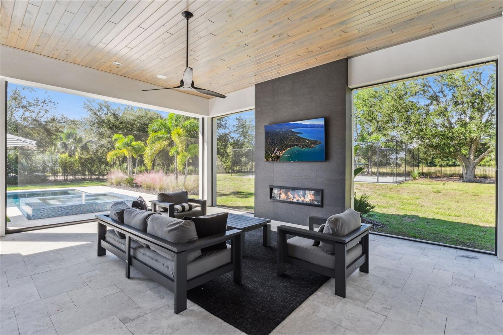 O6354264 Property Photo