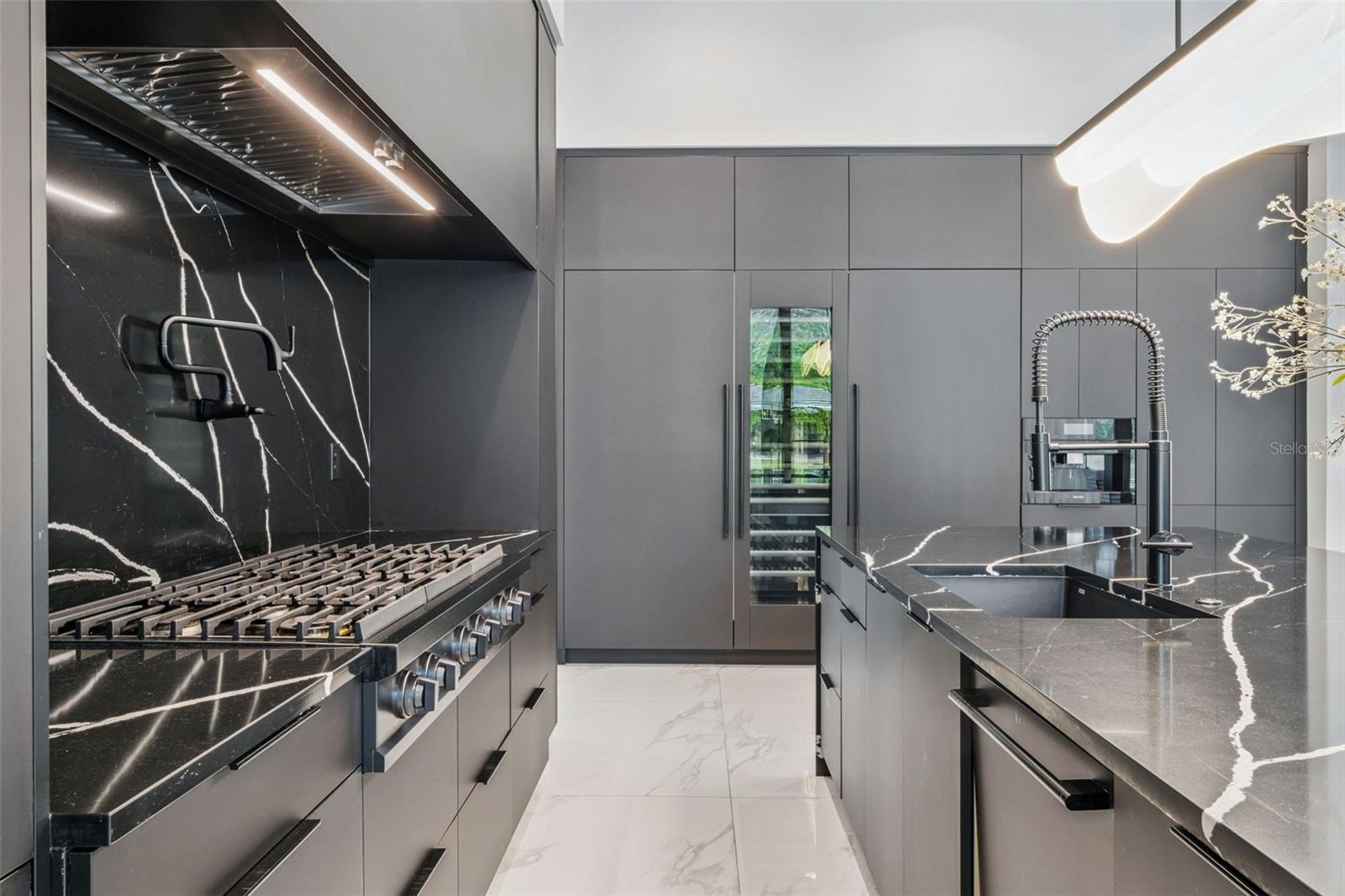 O6354264 Property Photo