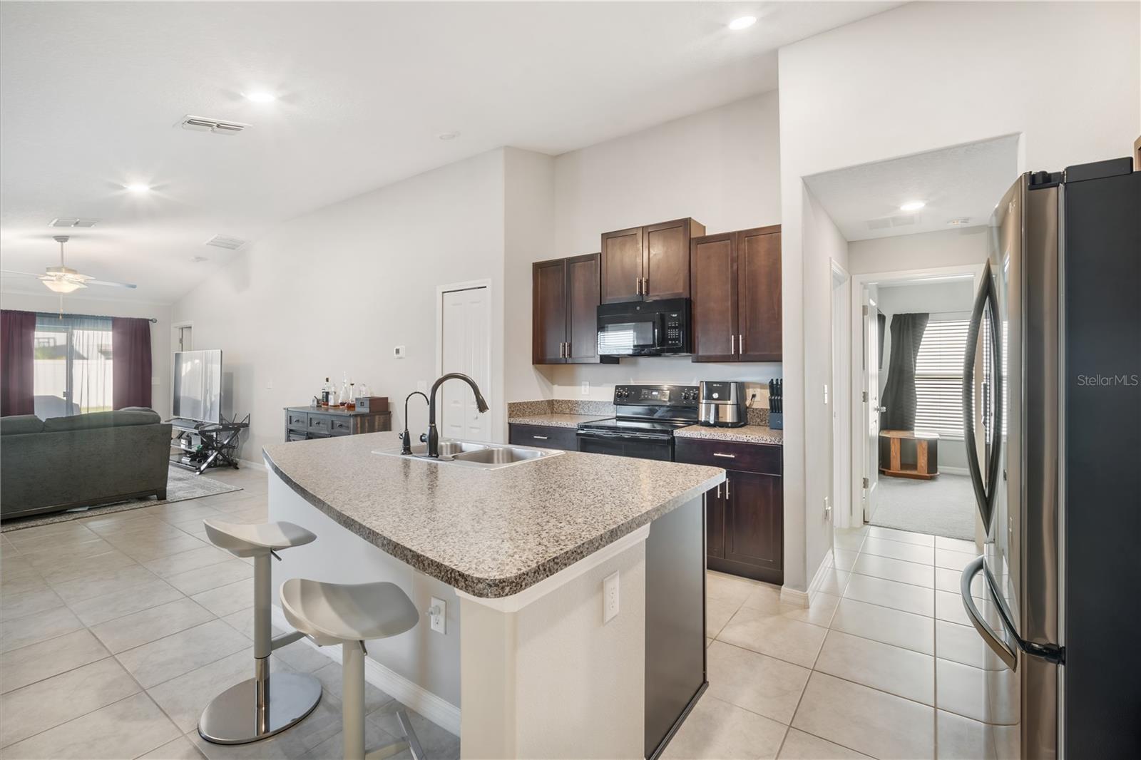 4541 ETERNAL PRINCE DR, SUN CITY CENTER, FL, 33573