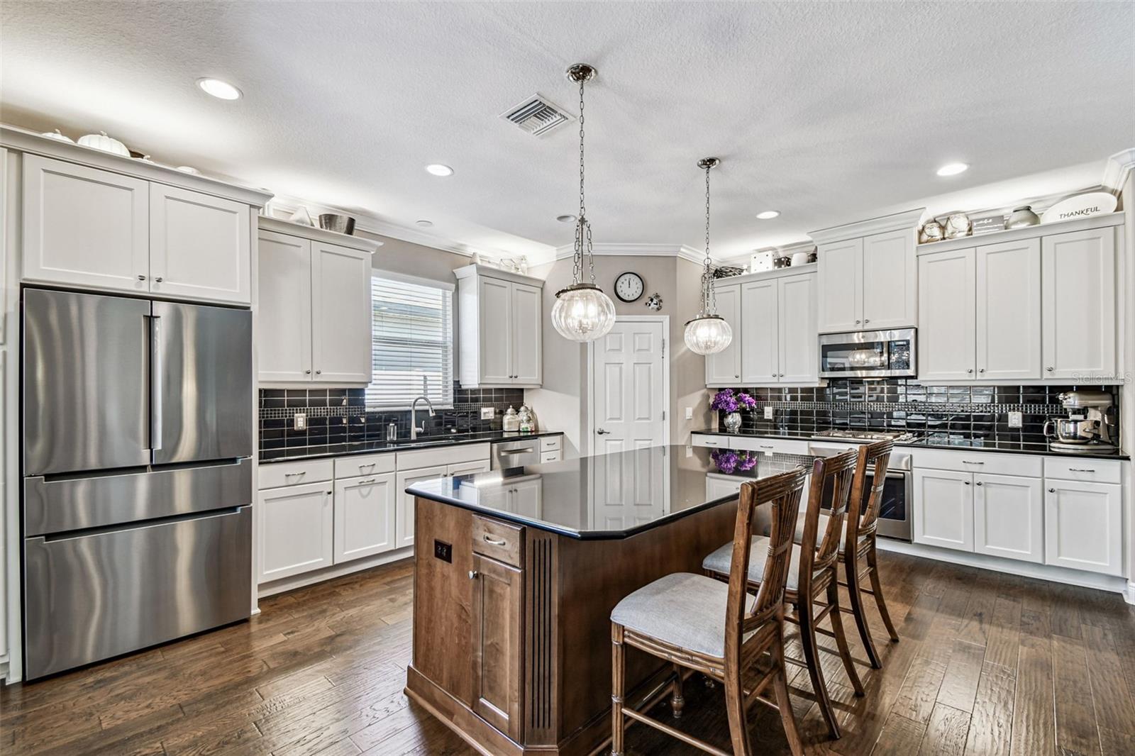 2251 HIGHWOOD CT, DUNEDIN, FL, 34698