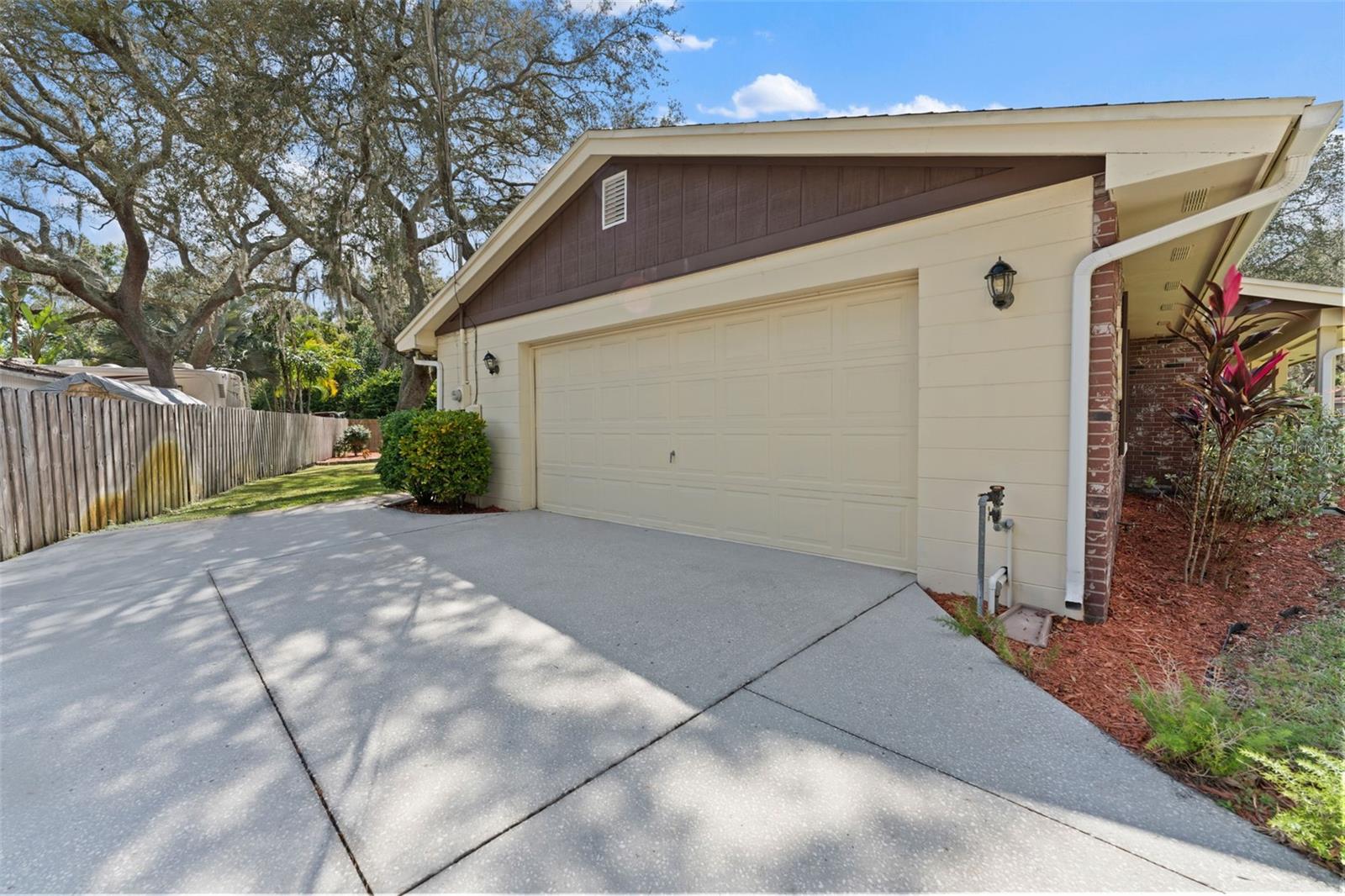 1908 N VILLAGE AVE, TAMPA, FL, 33612