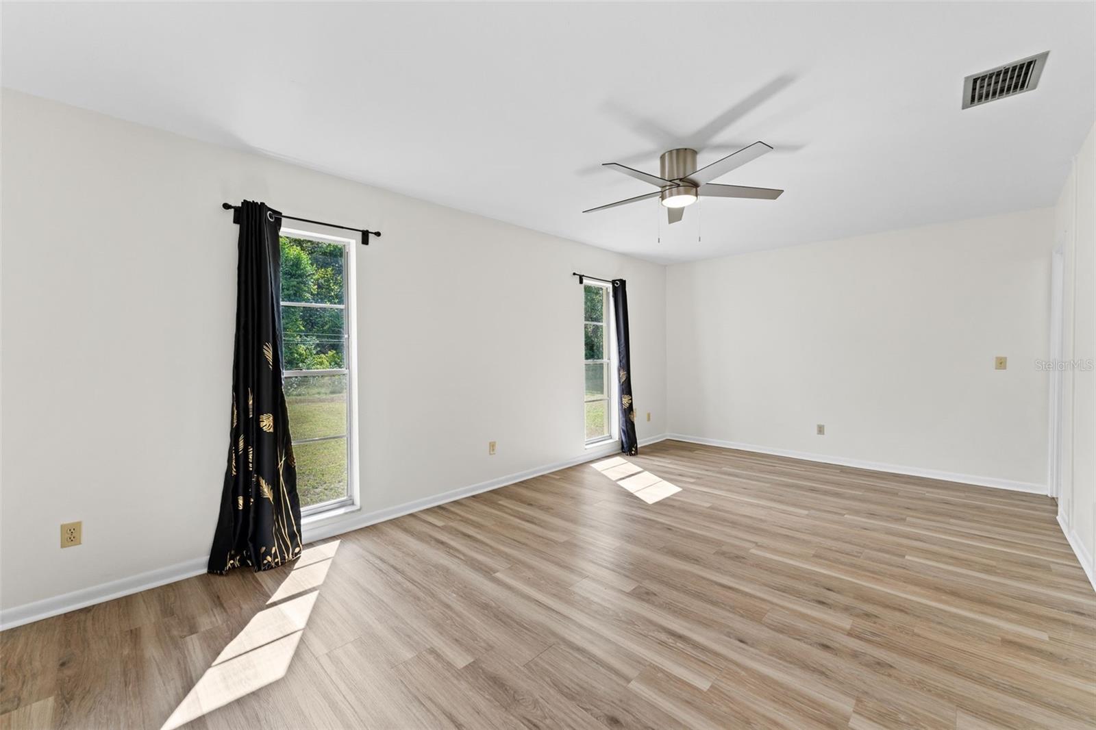 1908 N VILLAGE AVE, TAMPA, FL, 33612