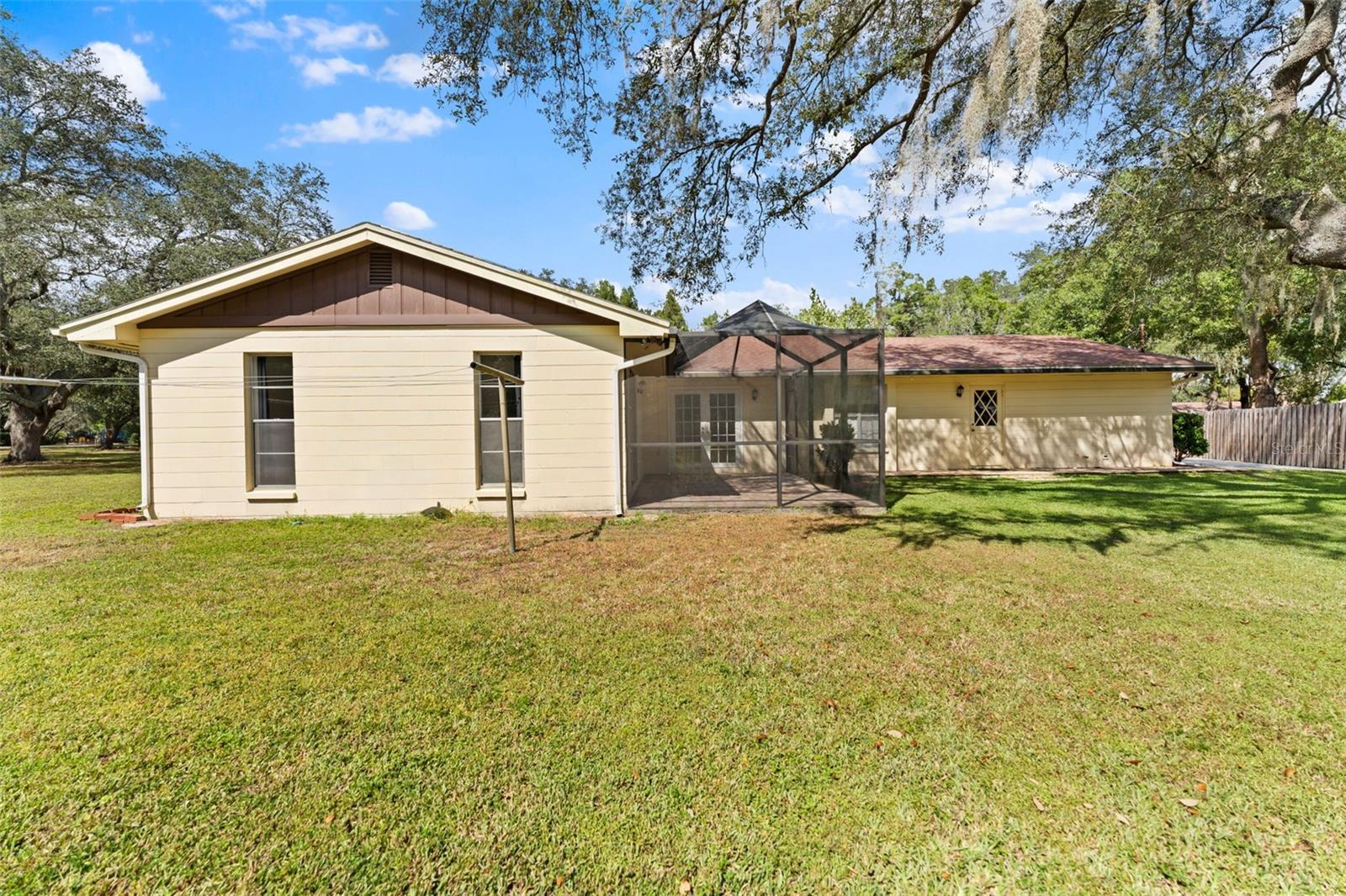 1908 N VILLAGE AVE, TAMPA, FL, 33612