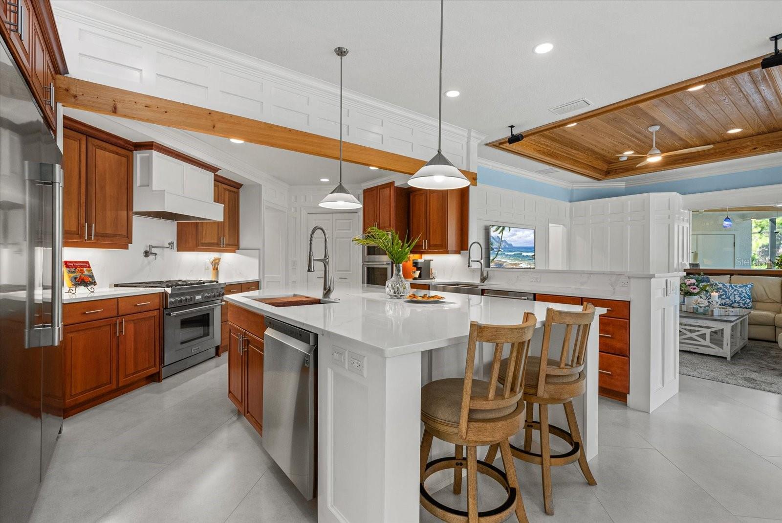 2196 MUSKOGEE TRL, NOKOMIS, FL, 34275