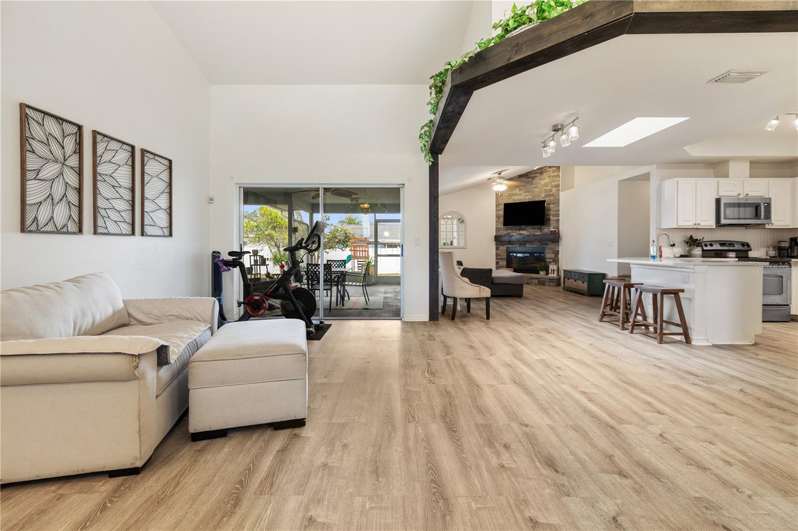 4704 CANTERBURY DR, LAND O LAKES, FL, 34639