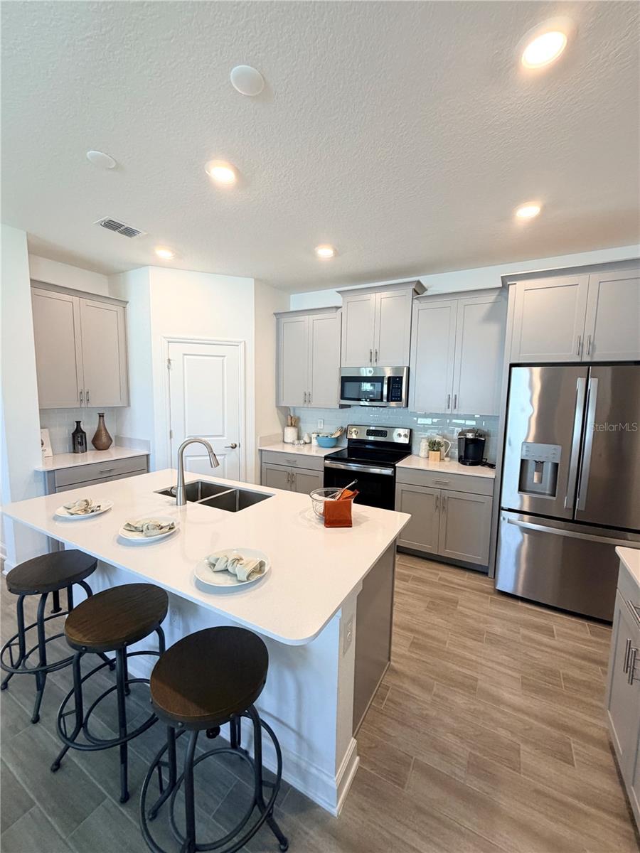 3016 ELLA WAY, ST CLOUD, FL, 34771