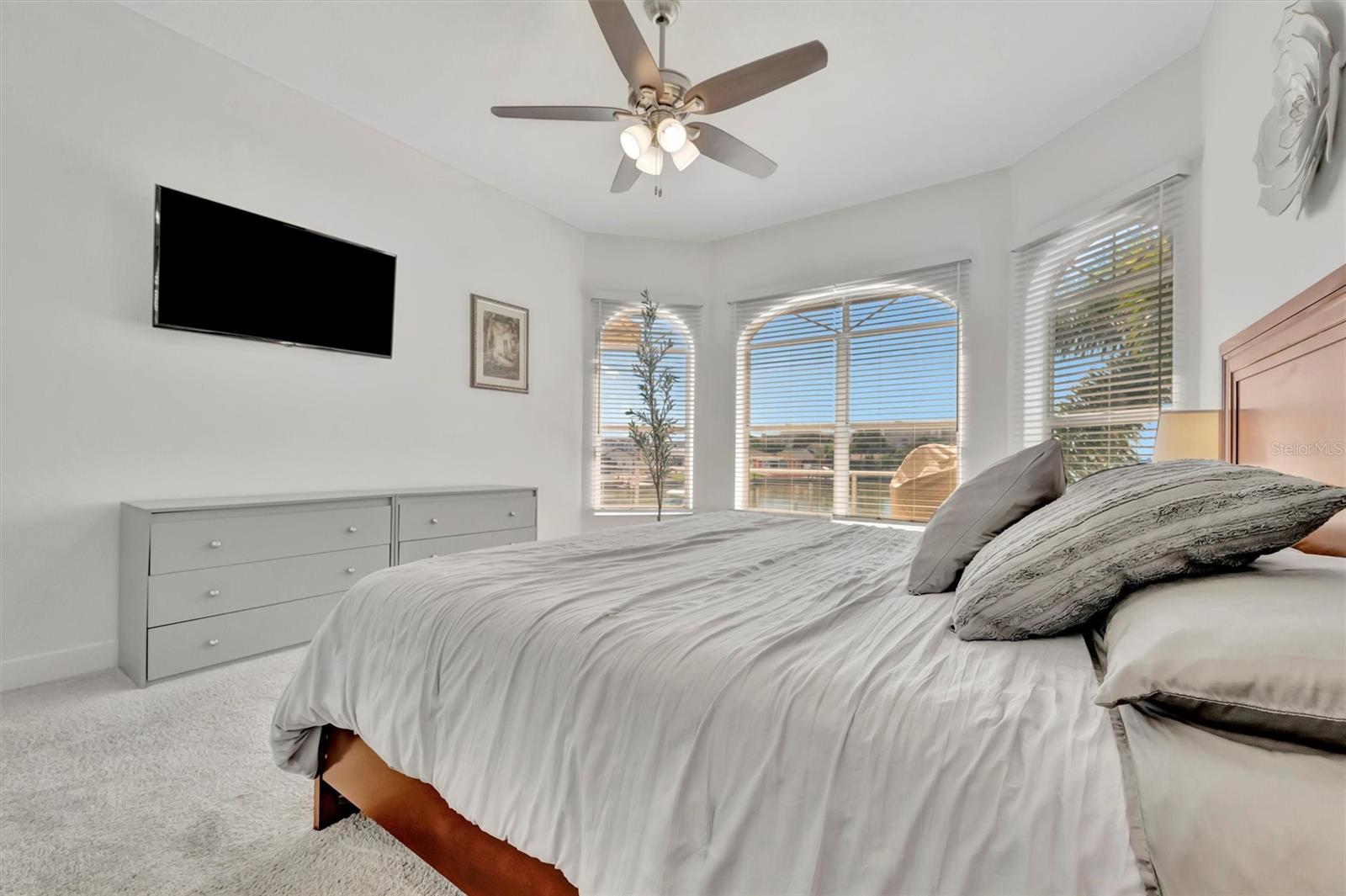 5918 SKIMMER POINT BLVD S, GULFPORT, FL, 33707