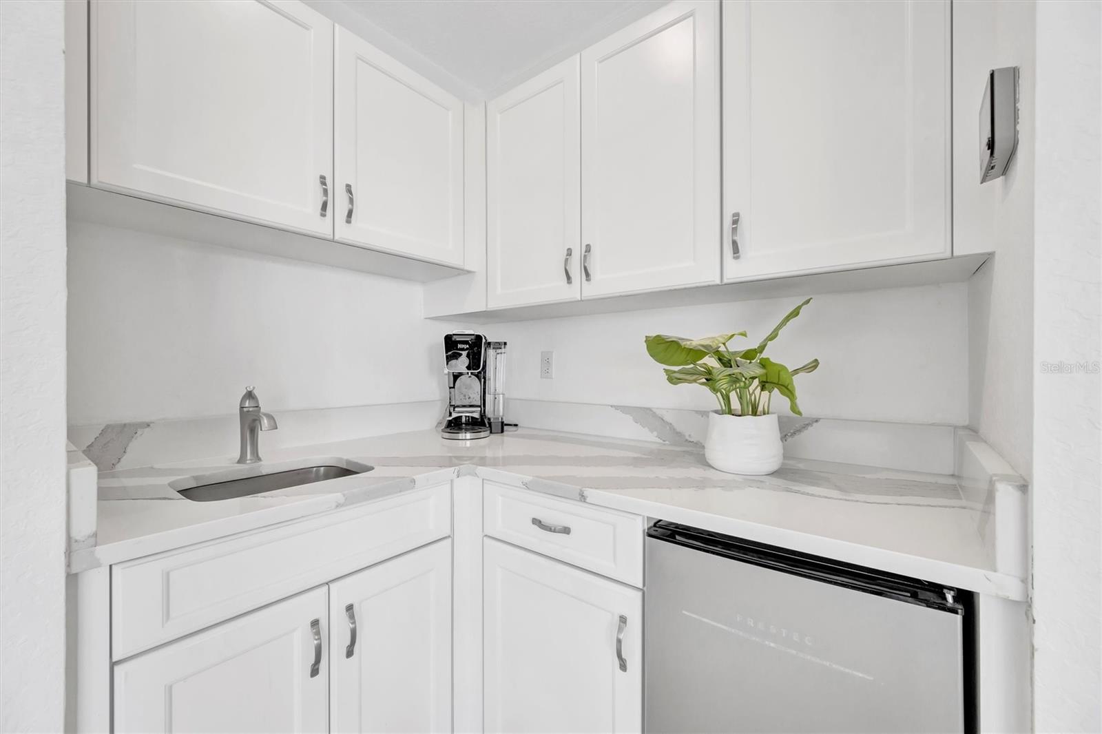 5918 SKIMMER POINT BLVD S, GULFPORT, FL, 33707