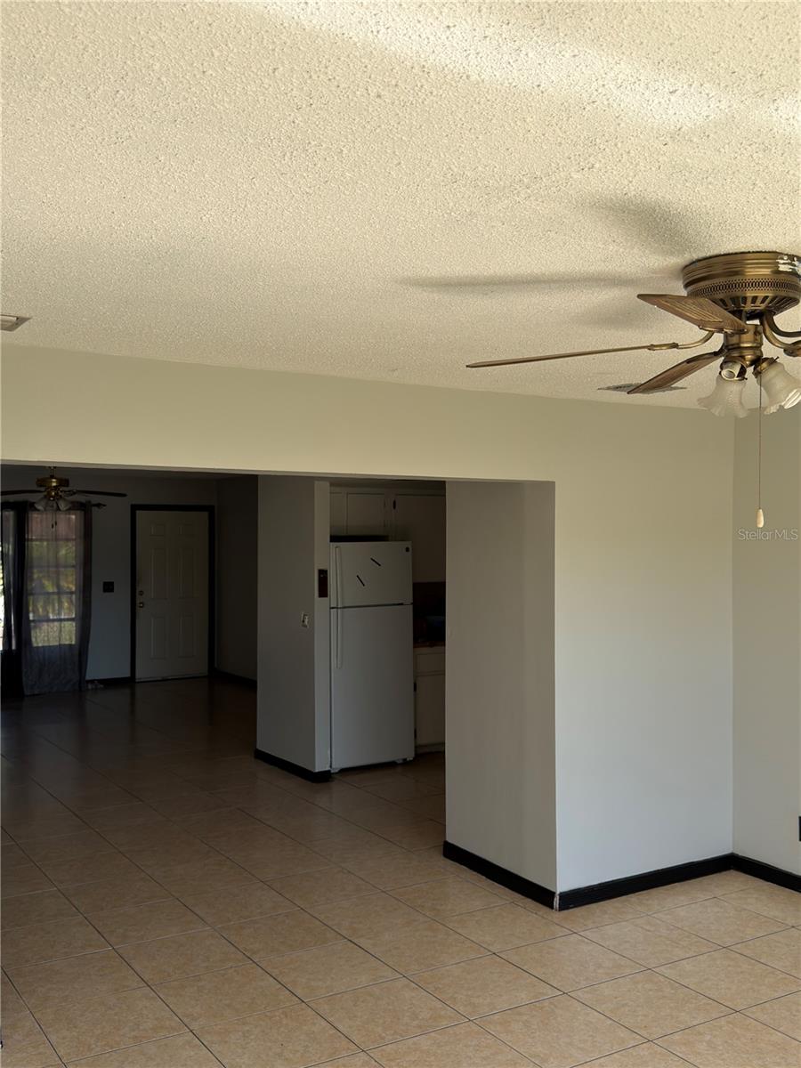 2733 POMPANO DR, SEBRING, FL, 33870