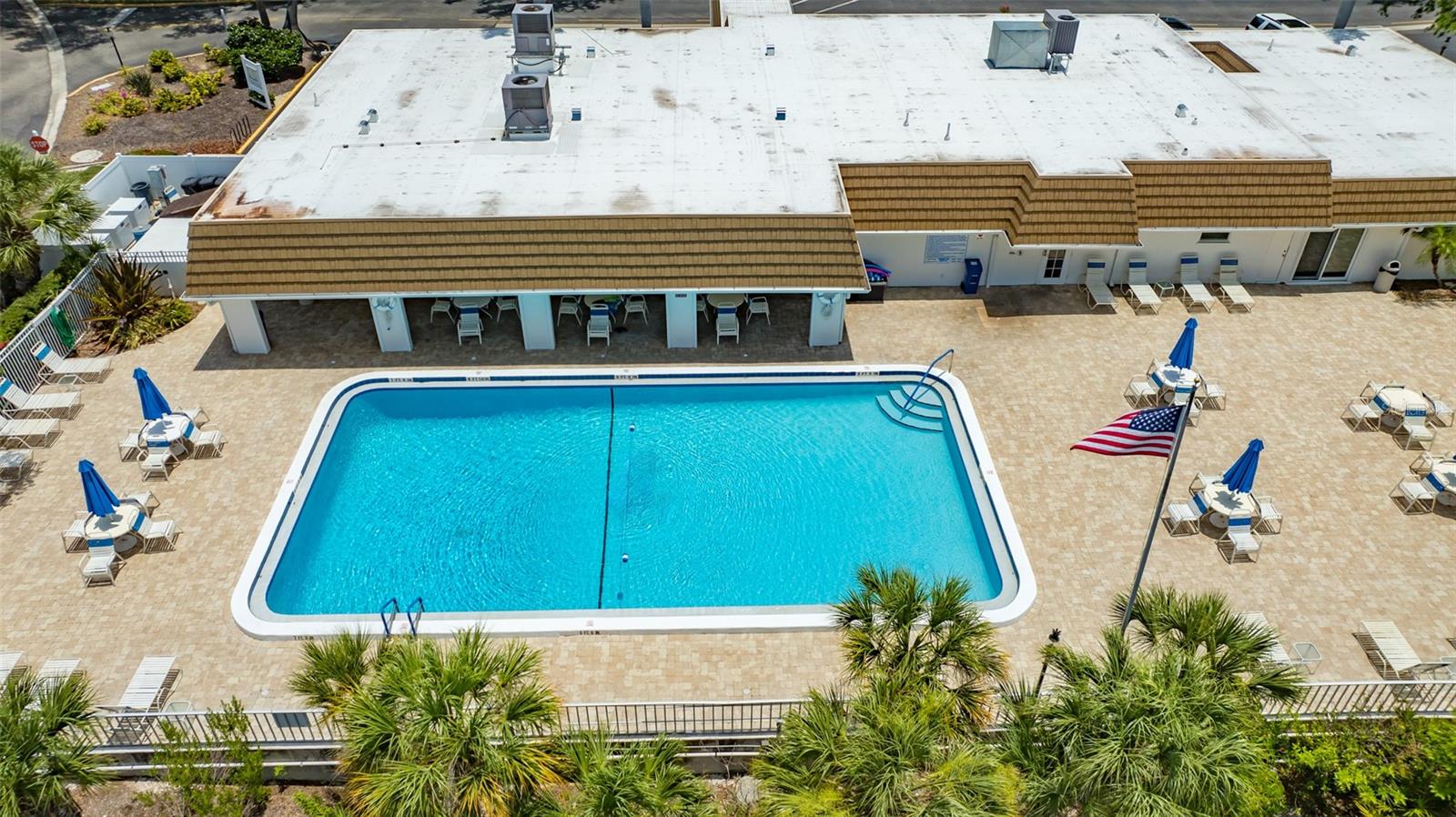 2016 RIVERBLUFF PKWY #V328, SARASOTA, FL, 34231