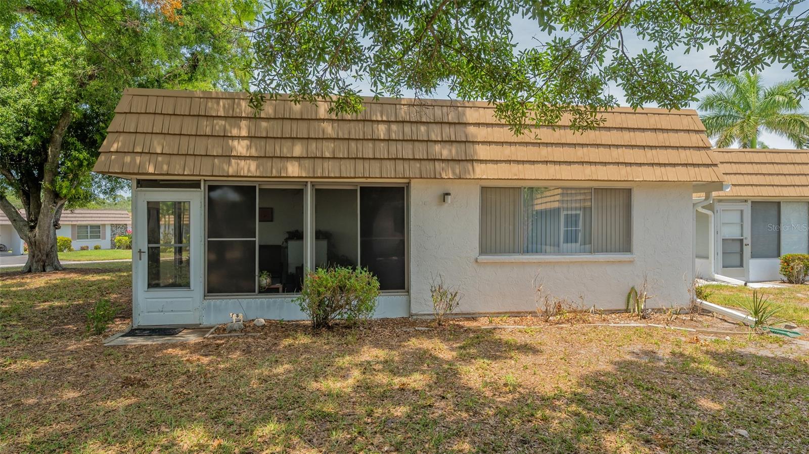 2016 RIVERBLUFF PKWY #V328, SARASOTA, FL, 34231