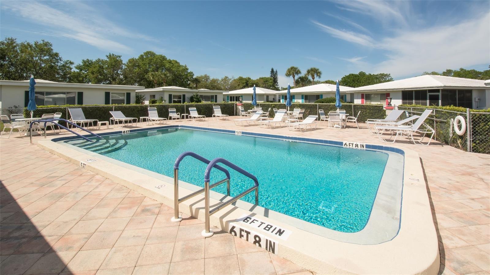 2016 RIVERBLUFF PKWY #V328, SARASOTA, FL, 34231