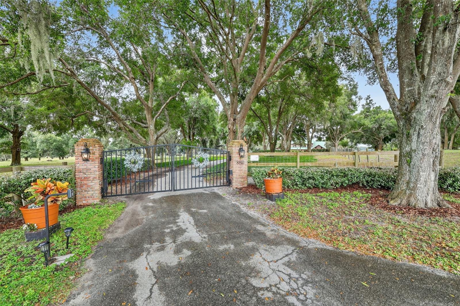 8810 COUNTY ROAD 561, CLERMONT, FL, 34711