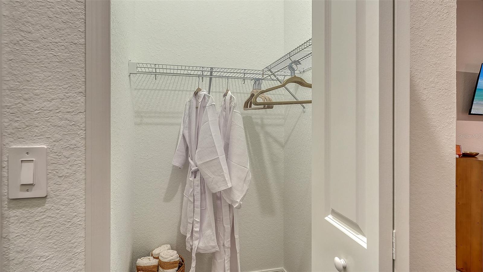 17500 OPAL SAND DR #205, VENICE, FL, 34293