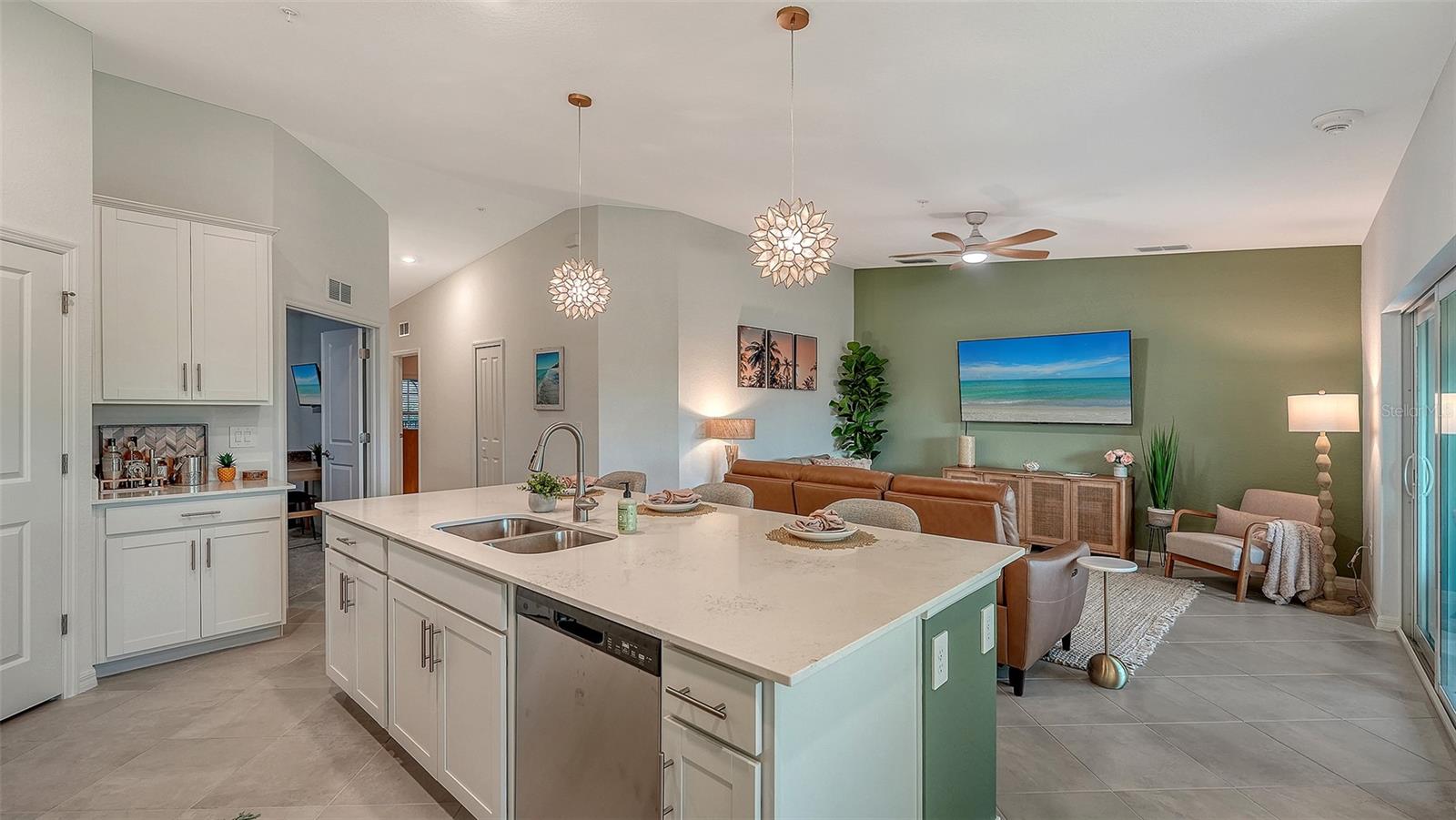 17500 OPAL SAND DR #205, VENICE, FL, 34293