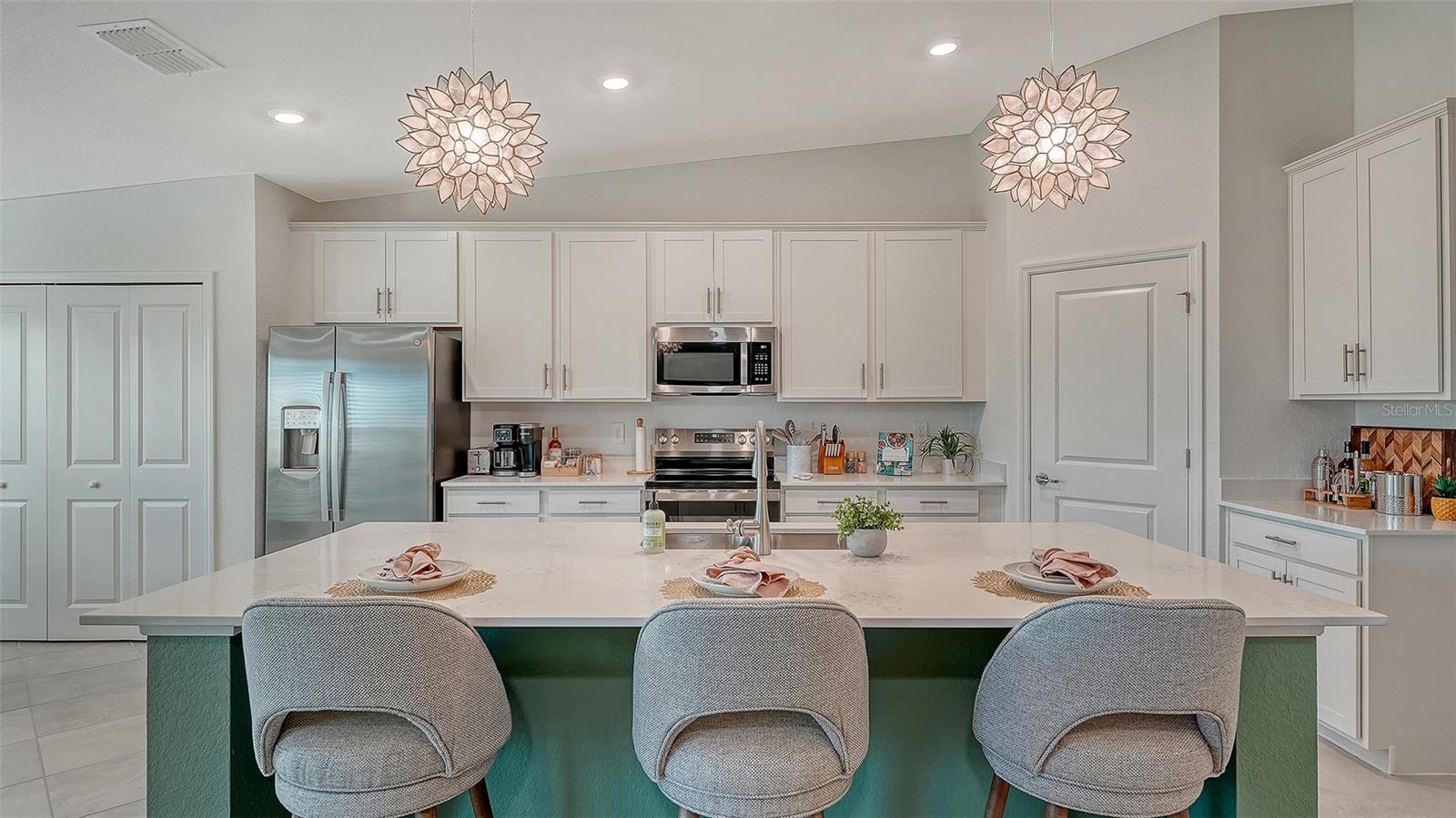 17500 OPAL SAND DR #205, VENICE, FL, 34293