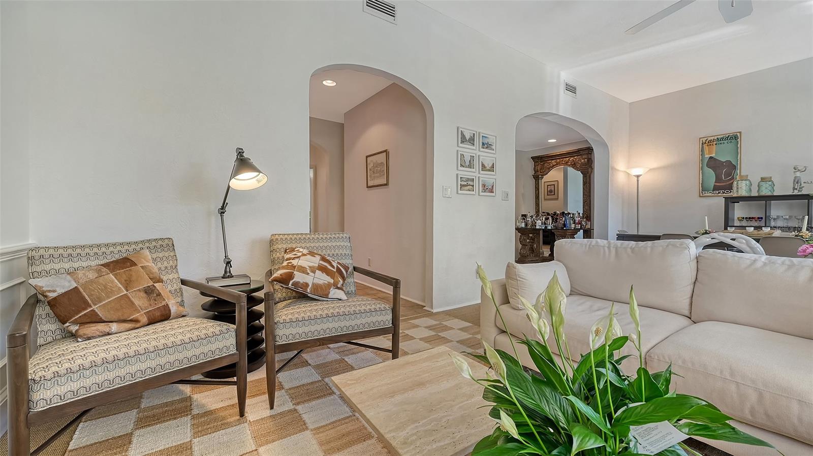 A4669237 Property Photo