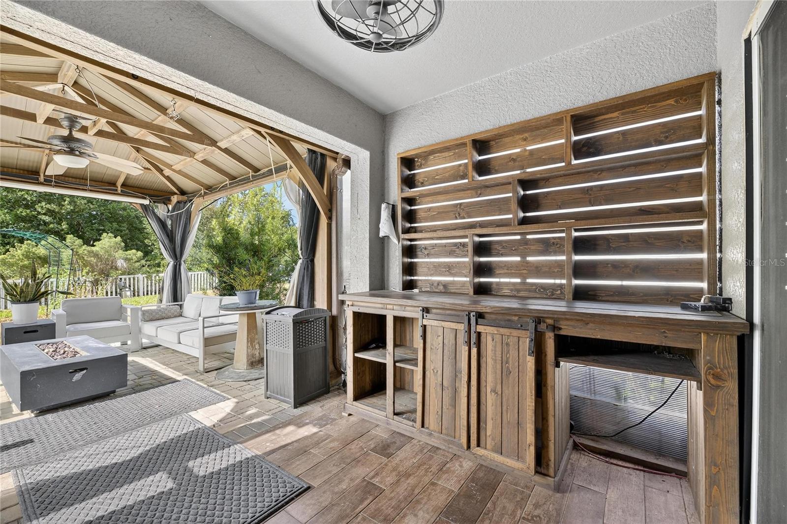 4102 MEDBURY DR, WESLEY CHAPEL, FL, 33543