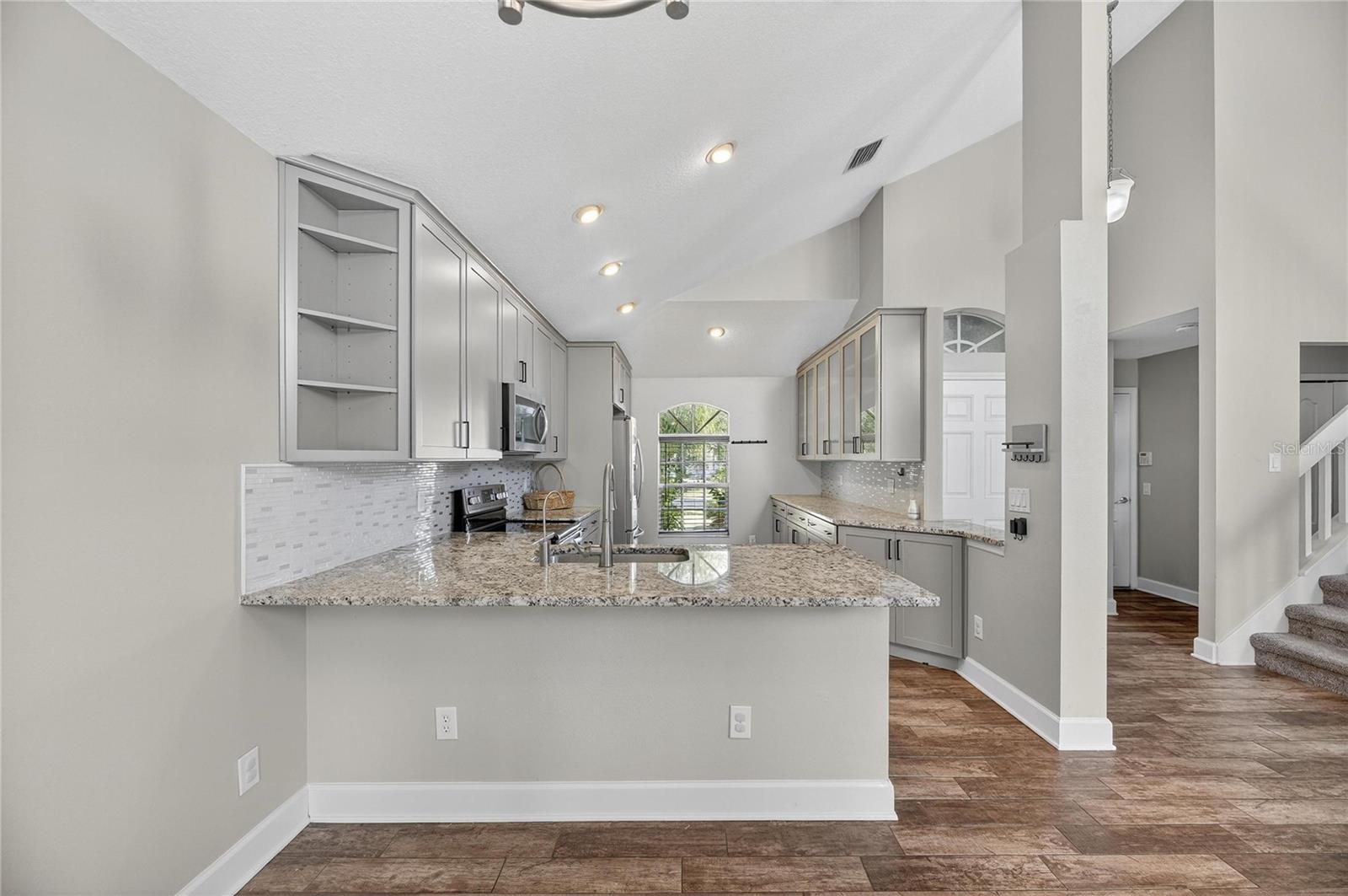 4102 MEDBURY DR, WESLEY CHAPEL, FL, 33543