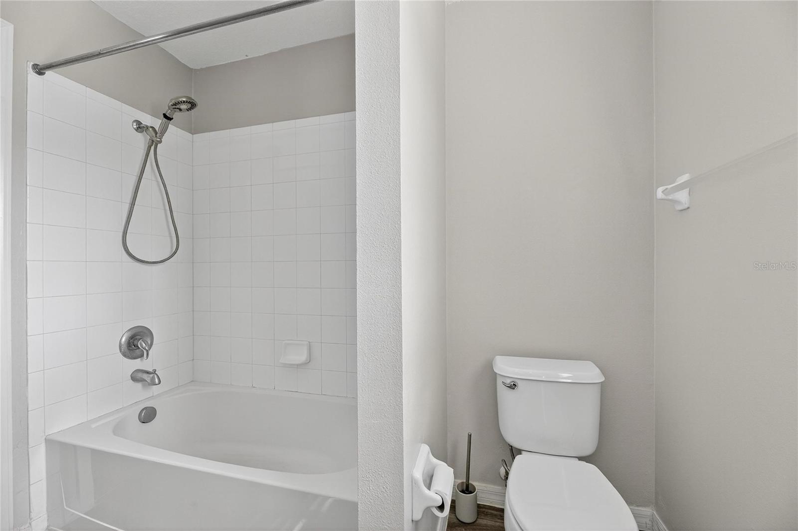 4102 MEDBURY DR, WESLEY CHAPEL, FL, 33543