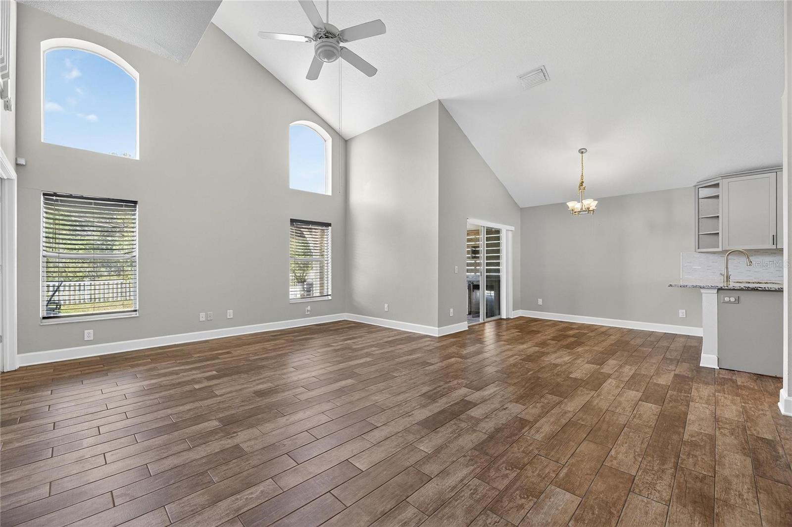 4102 MEDBURY DR, WESLEY CHAPEL, FL, 33543