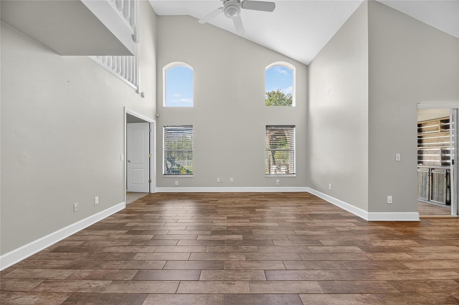 4102 MEDBURY DR, WESLEY CHAPEL, FL, 33543