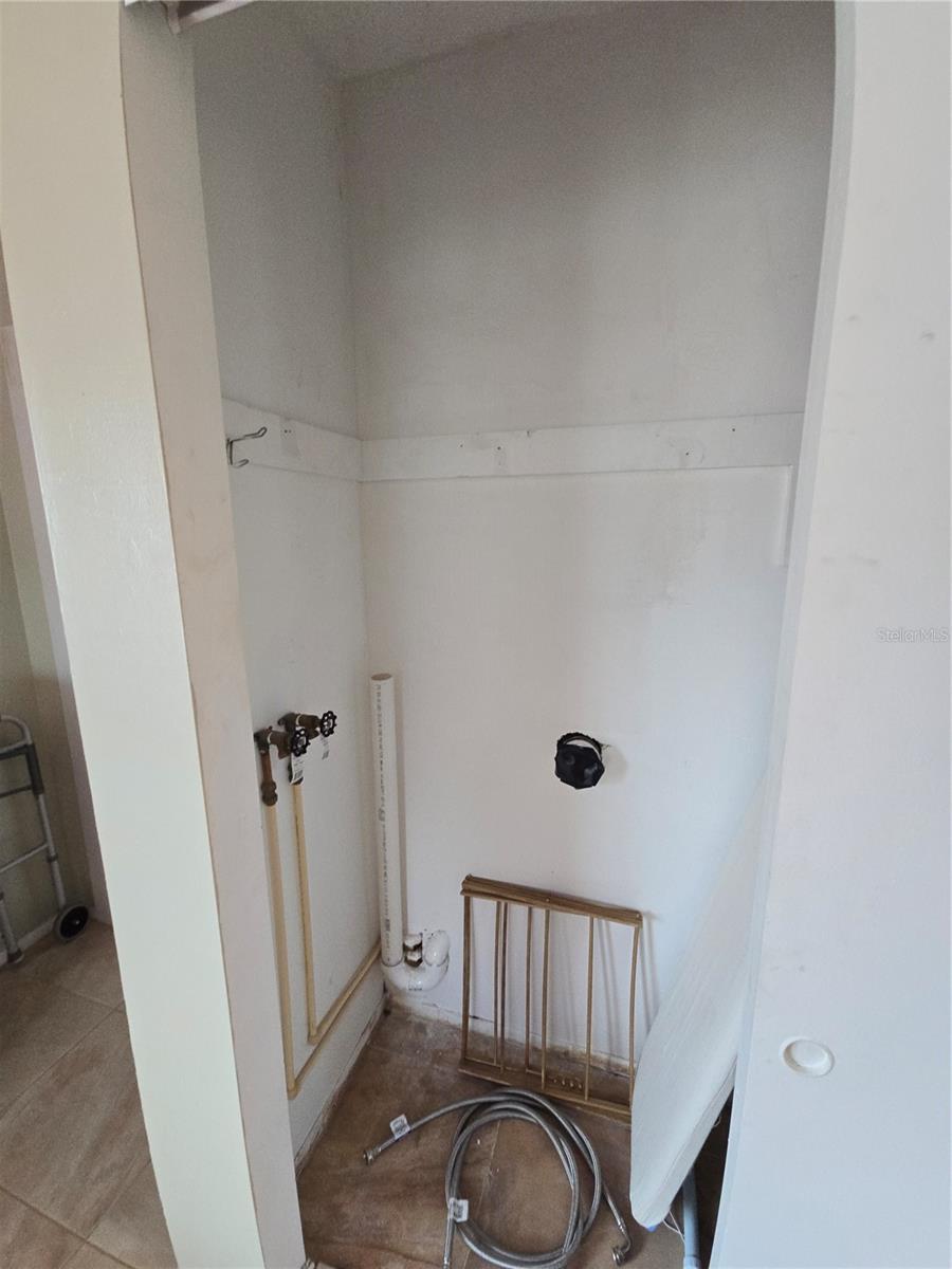 1827 SUNNY DR #E27, BRADENTON, FL, 34207