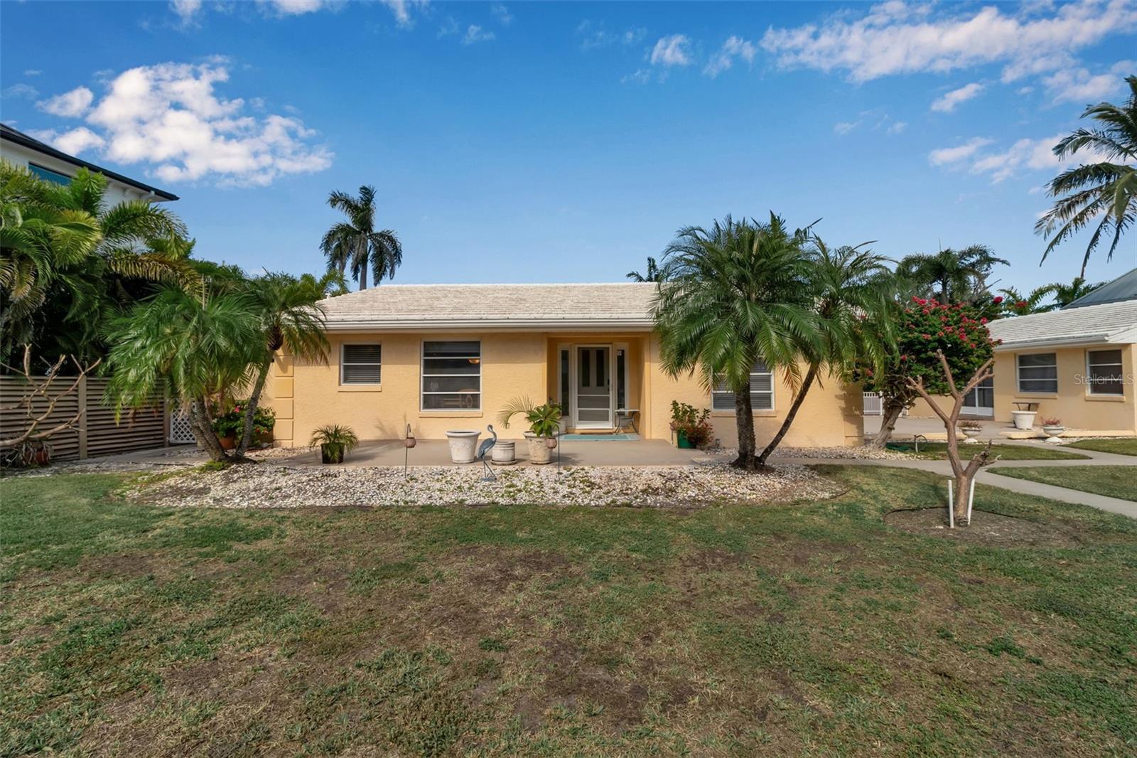 369 S POLK DR, SARASOTA, FL, 34236