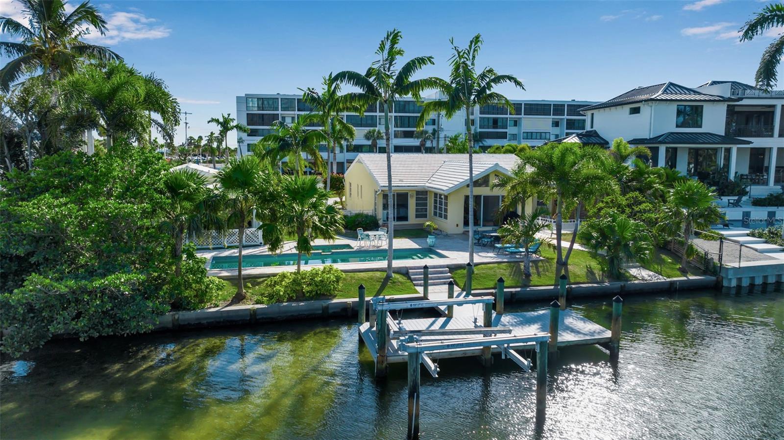 369 S POLK DR, SARASOTA, FL, 34236