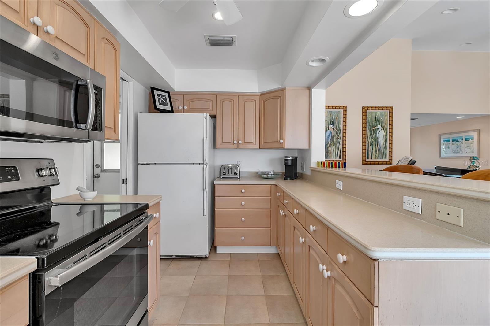 369 S POLK DR, SARASOTA, FL, 34236